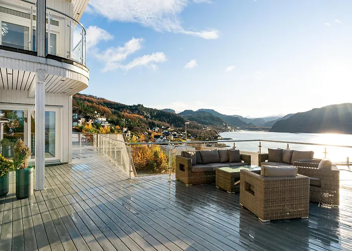 Villa The Pulpit Rock With Sea View & Jakuzzi