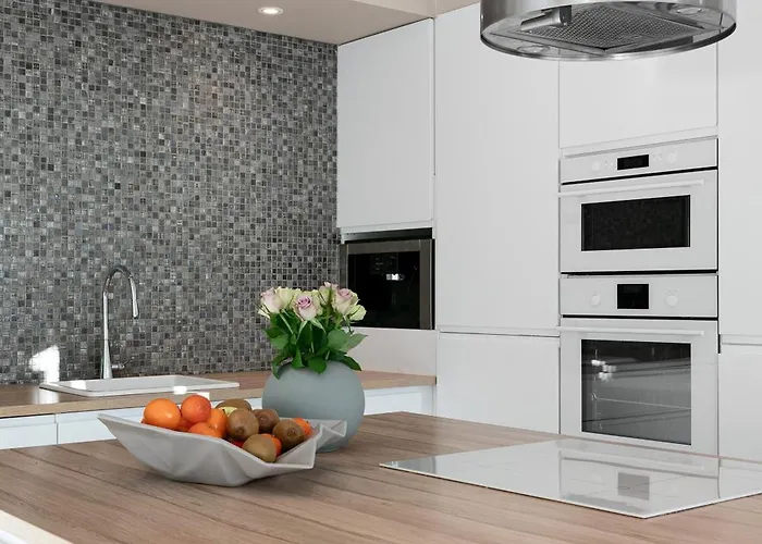 The Pulpit Rock With Sea View & Jakuzzi Jørpeland