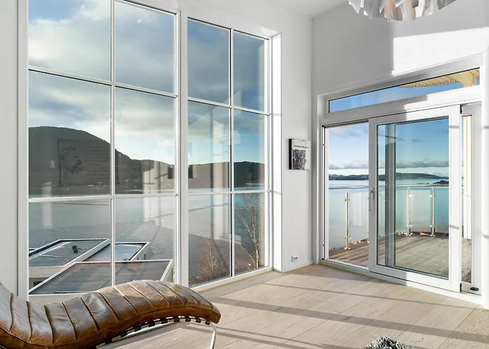 The Pulpit Rock With Sea View & Jakuzzi *