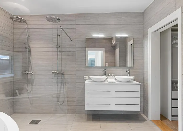 The Pulpit Rock With Sea View & Jakuzzi ヴィラ Jørpeland