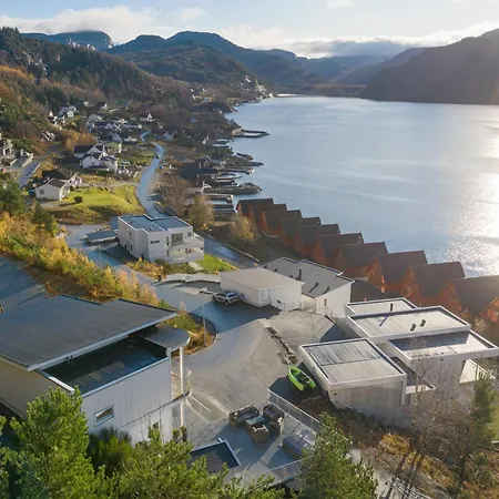 The Pulpit Rock With Sea View & Jakuzzi Jørpeland