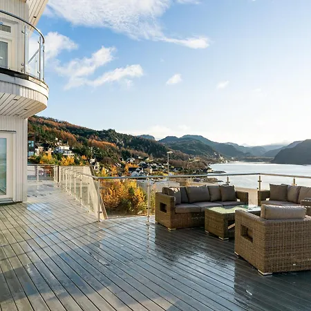 Villa The Pulpit Rock With Sea View & Jakuzzi