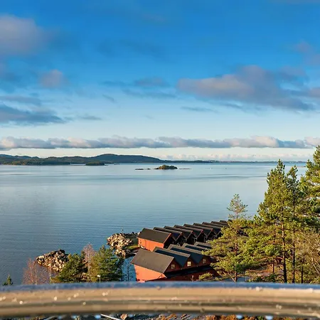 The Pulpit Rock With Sea View & Jakuzzi