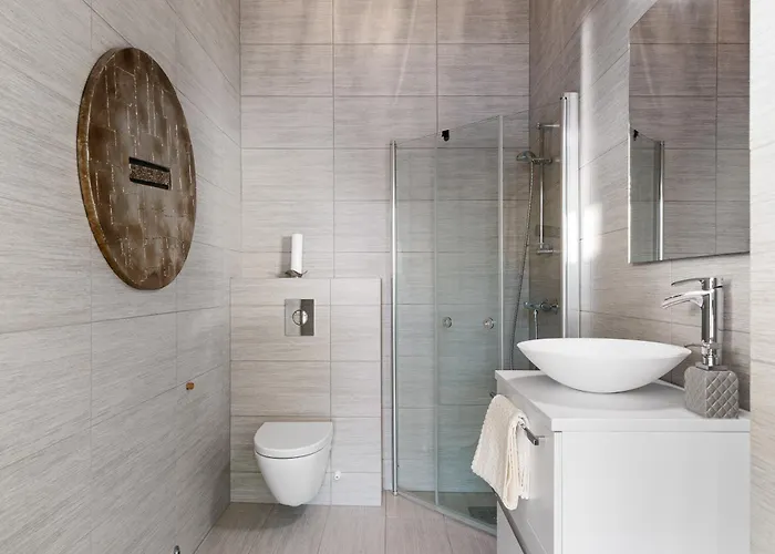 The Pulpit Rock With Sea View & Jakuzzi Villa Jørpeland